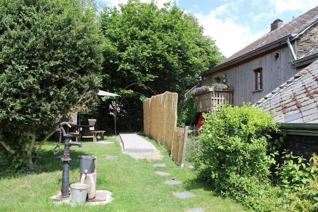 Gite Les 7 Frenes Vaux-sur-Sure Eksteriør billede